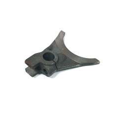 Вилка реверса узкая (старого образца)Т30.37.185 - фото